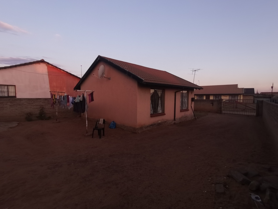 2 Bedroom Property for Sale in Sebokeng Zone 17 Gauteng