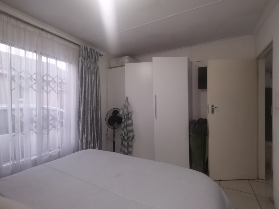 2 Bedroom Property for Sale in Stretford Gauteng