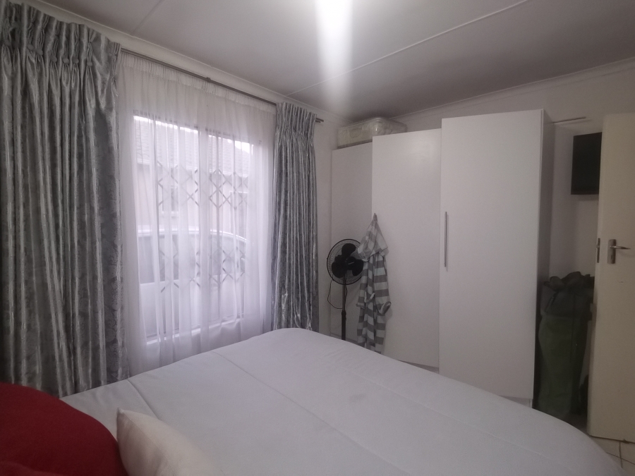 2 Bedroom Property for Sale in Stretford Gauteng