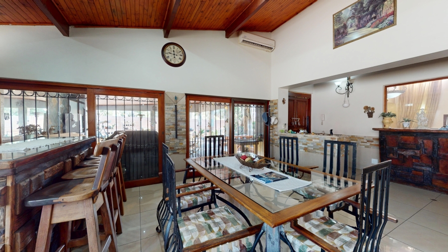 4 Bedroom Property for Sale in Parkhill Gardens Gauteng