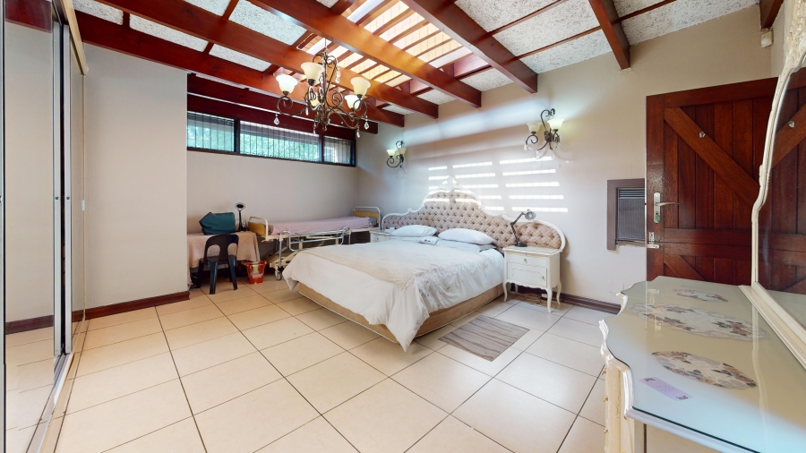 4 Bedroom Property for Sale in Parkhill Gardens Gauteng