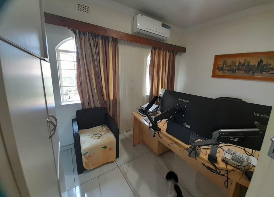 4 Bedroom Property for Sale in Brackenhurst Gauteng