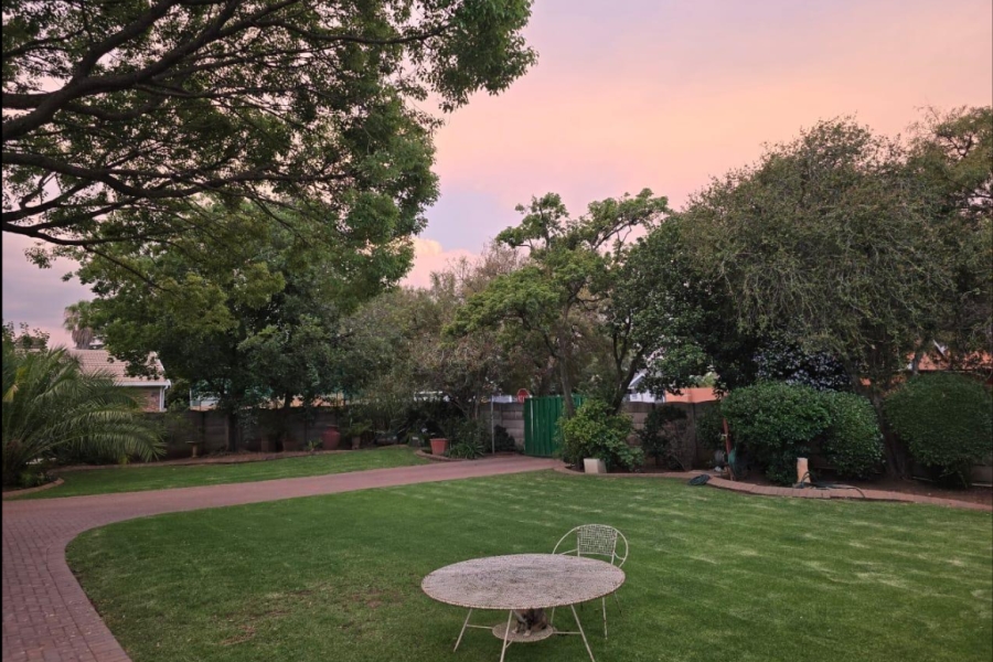 4 Bedroom Property for Sale in Brackenhurst Gauteng