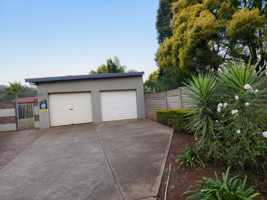 3 Bedroom Property for Sale in Doringkloof Gauteng