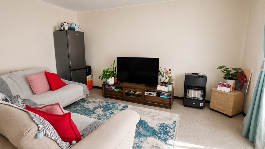 2 Bedroom Property for Sale in The Reeds Gauteng