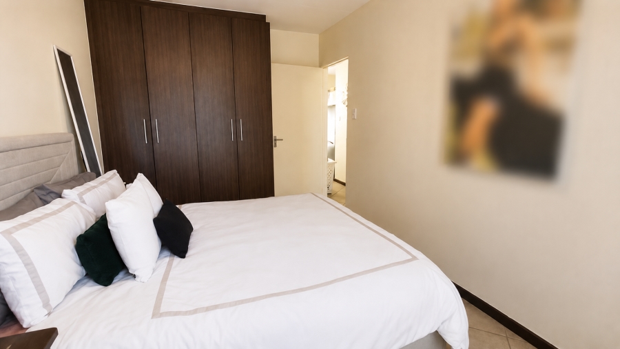 2 Bedroom Property for Sale in The Reeds Gauteng