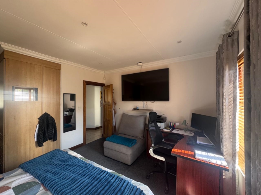 2 Bedroom Property for Sale in Sunair Park Gauteng