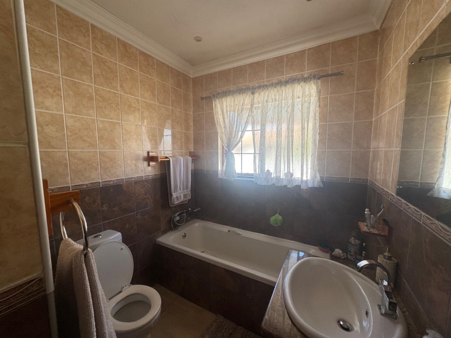 2 Bedroom Property for Sale in Sunair Park Gauteng