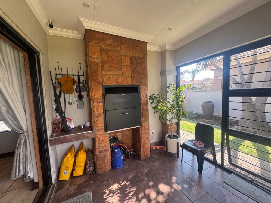 2 Bedroom Property for Sale in Sunair Park Gauteng