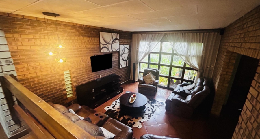 4 Bedroom Property for Sale in Glenvista Gauteng