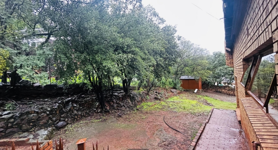4 Bedroom Property for Sale in Glenvista Gauteng