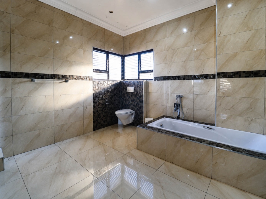 4 Bedroom Property for Sale in Blue Valley Golf Estate Gauteng