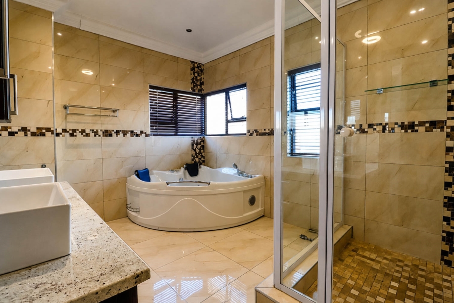 4 Bedroom Property for Sale in Blue Valley Golf Estate Gauteng