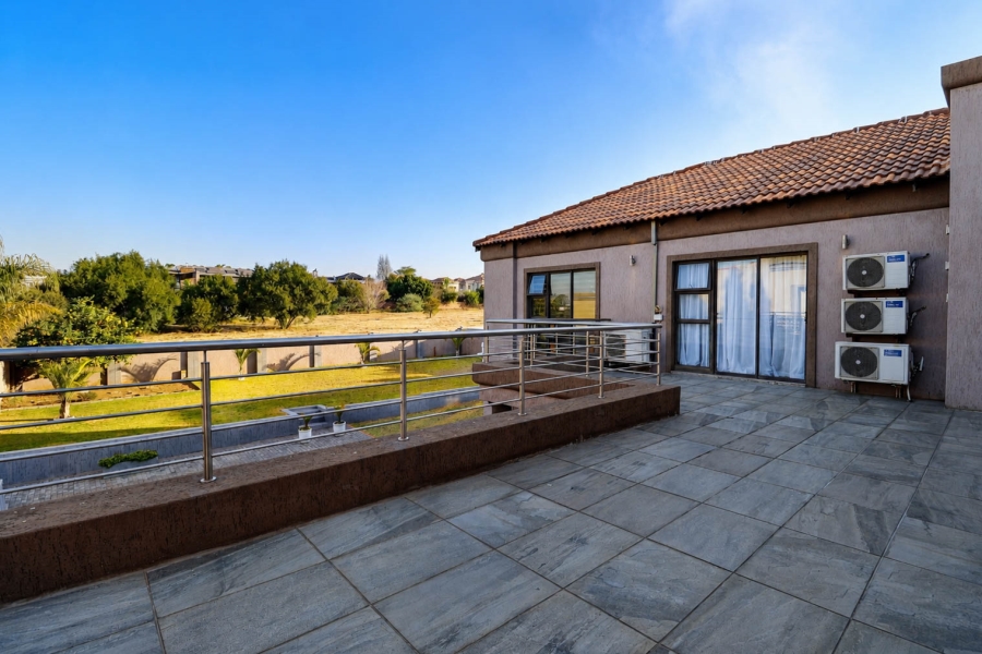 4 Bedroom Property for Sale in Blue Valley Golf Estate Gauteng