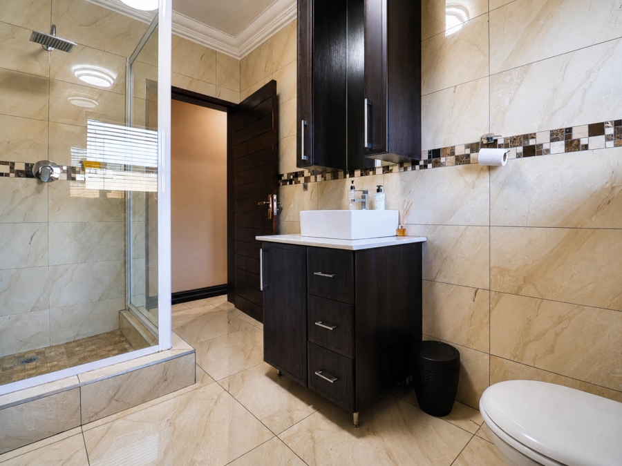 4 Bedroom Property for Sale in Blue Valley Golf Estate Gauteng