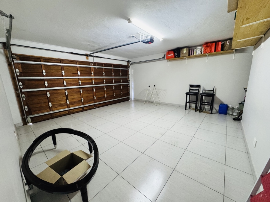 3 Bedroom Property for Sale in Maroeladal Gauteng