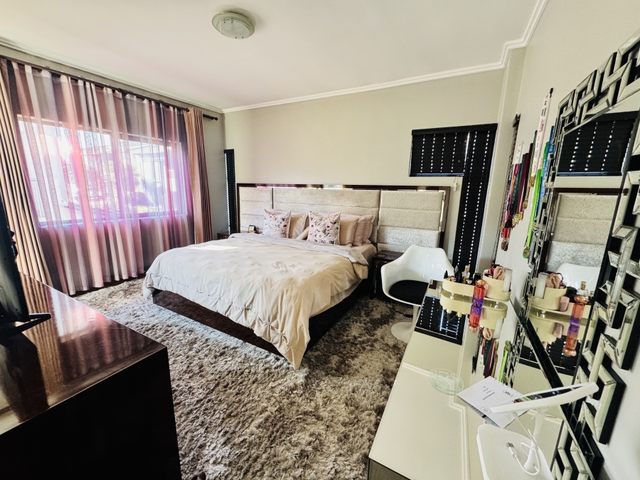 3 Bedroom Property for Sale in Maroeladal Gauteng