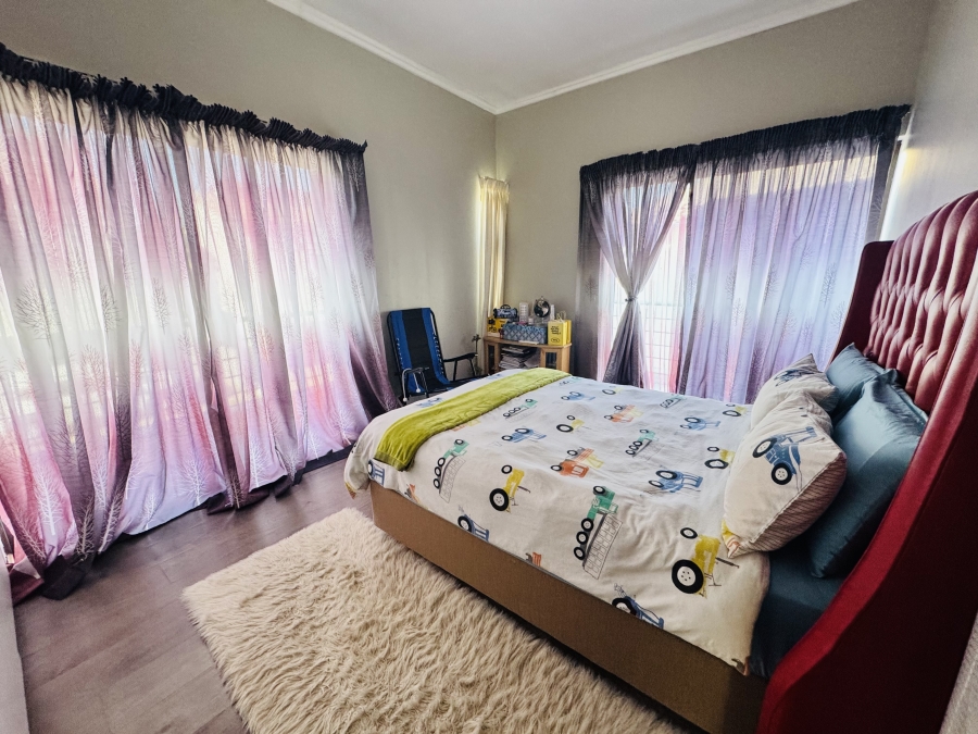 3 Bedroom Property for Sale in Maroeladal Gauteng