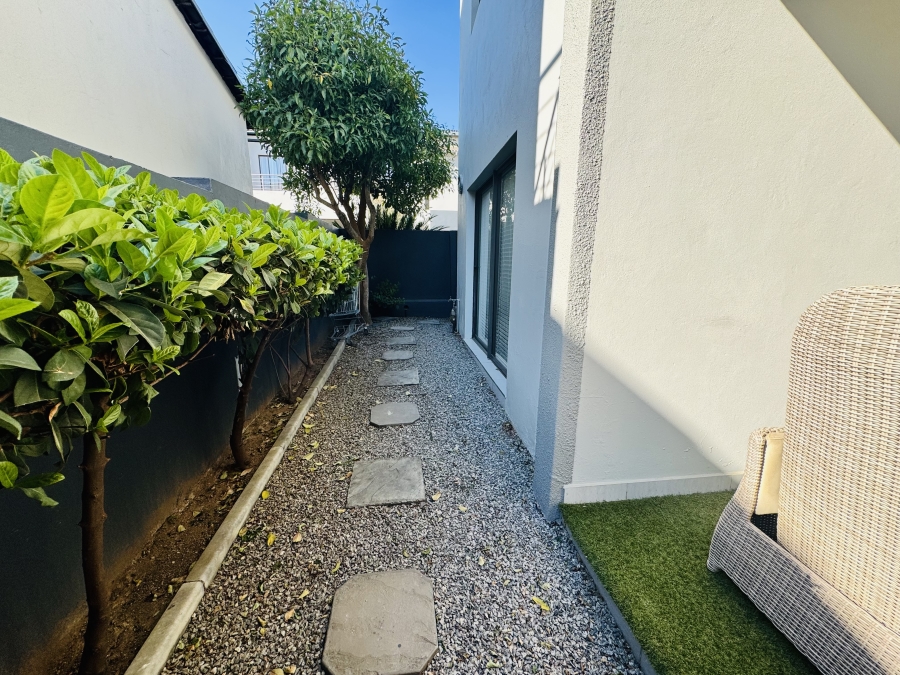 3 Bedroom Property for Sale in Maroeladal Gauteng