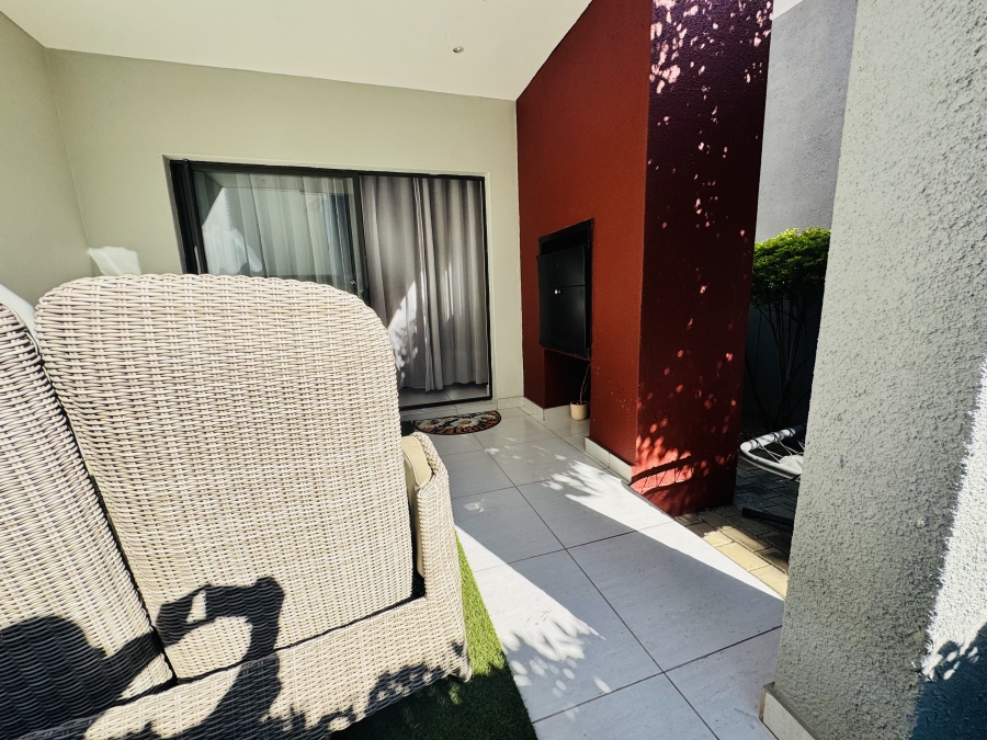 3 Bedroom Property for Sale in Maroeladal Gauteng
