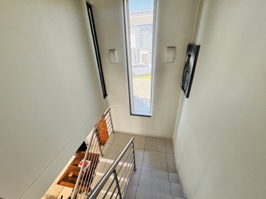 3 Bedroom Property for Sale in Maroeladal Gauteng