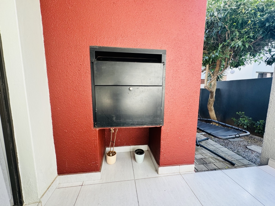 3 Bedroom Property for Sale in Maroeladal Gauteng