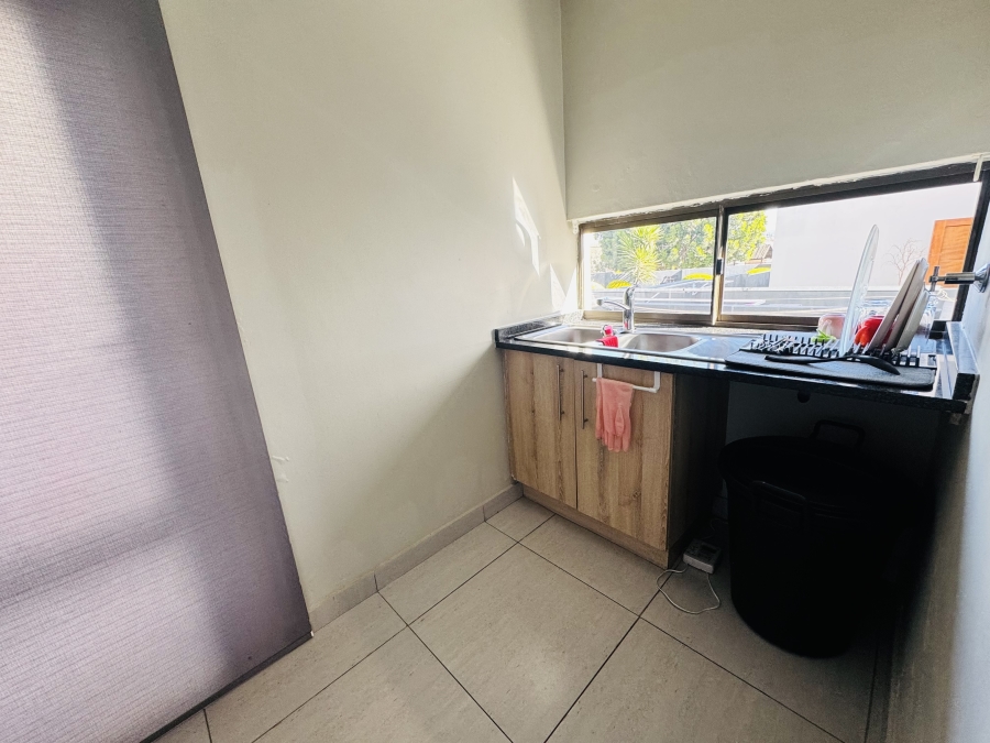 3 Bedroom Property for Sale in Maroeladal Gauteng