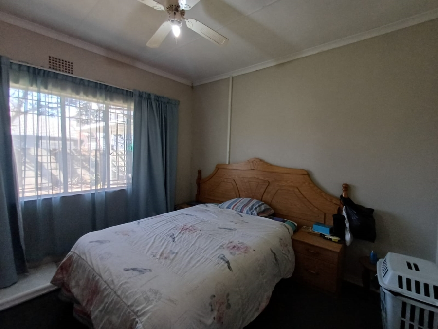 3 Bedroom Property for Sale in Vanderbijlpark SE 6 Gauteng