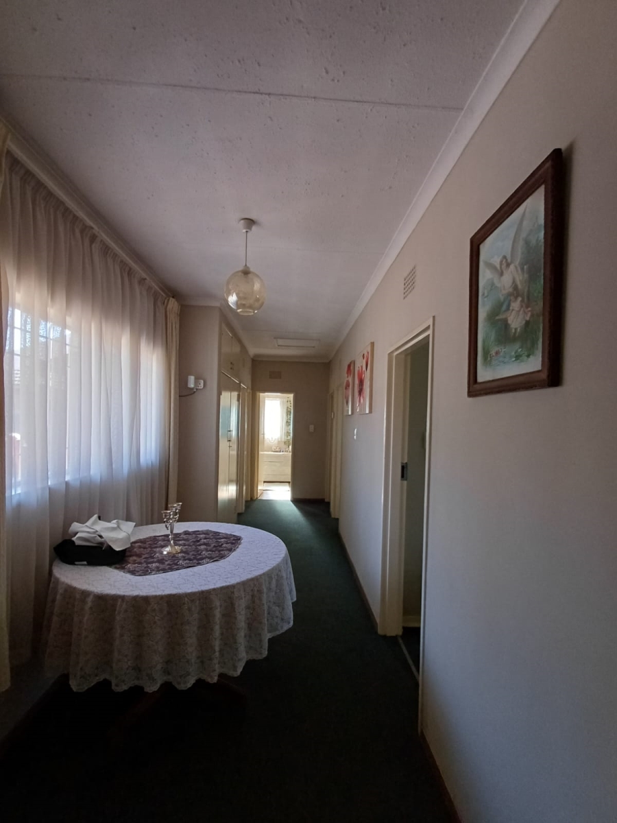 3 Bedroom Property for Sale in Vanderbijlpark SE 6 Gauteng