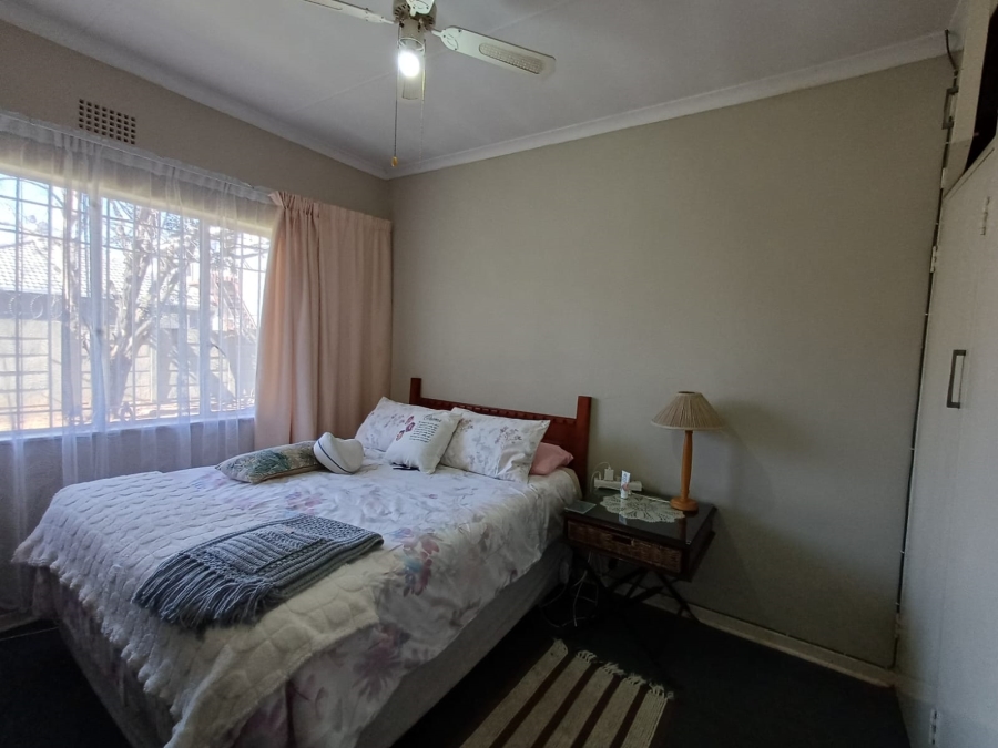 3 Bedroom Property for Sale in Vanderbijlpark SE 6 Gauteng