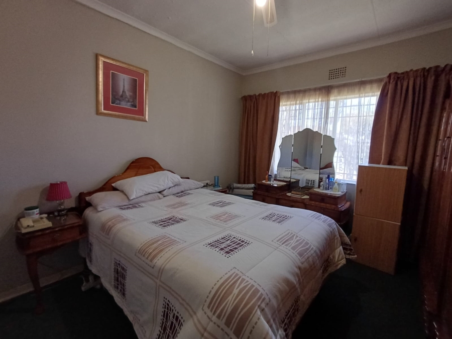 3 Bedroom Property for Sale in Vanderbijlpark SE 6 Gauteng