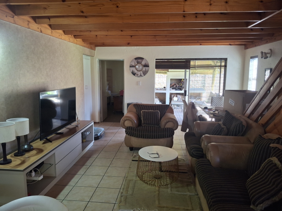 4 Bedroom Property for Sale in Ravenswood Gauteng