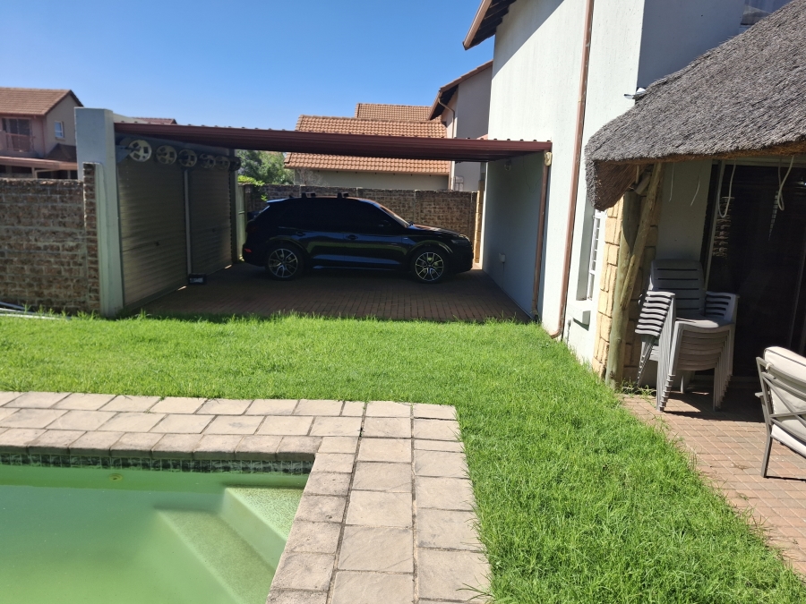 4 Bedroom Property for Sale in Ravenswood Gauteng