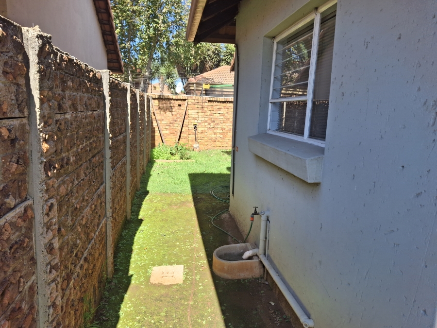 4 Bedroom Property for Sale in Ravenswood Gauteng