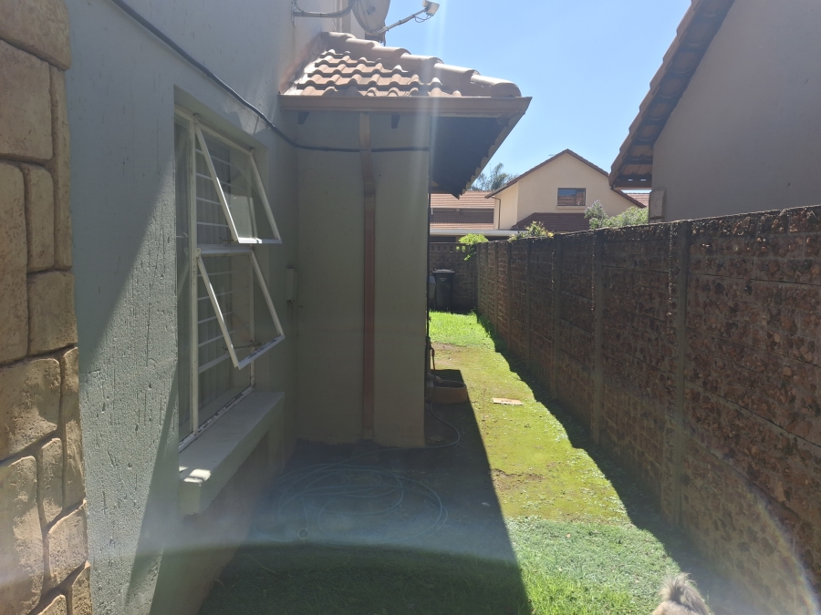 4 Bedroom Property for Sale in Ravenswood Gauteng