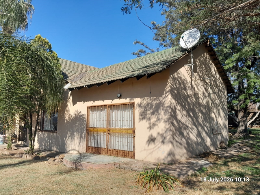 13 Bedroom Property for Sale in Pretoria North Gauteng