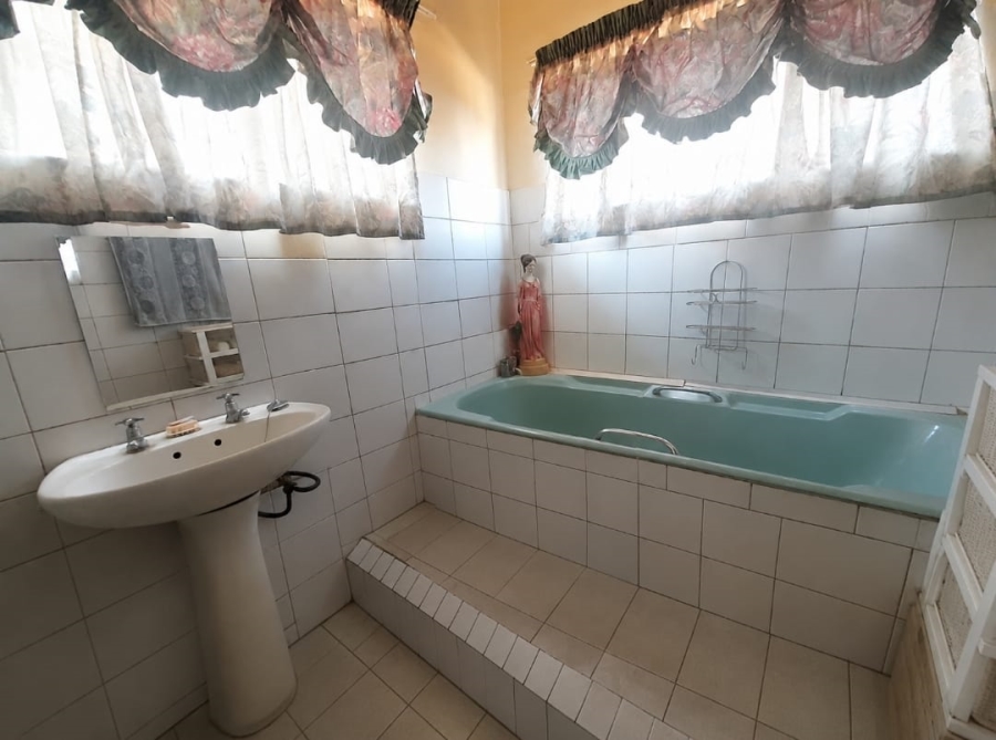 13 Bedroom Property for Sale in Pretoria North Gauteng