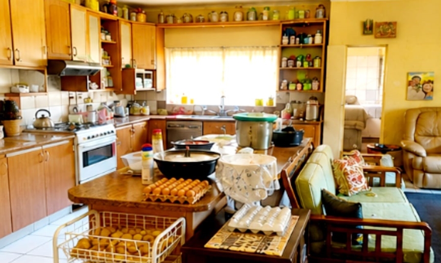 13 Bedroom Property for Sale in Pretoria North Gauteng