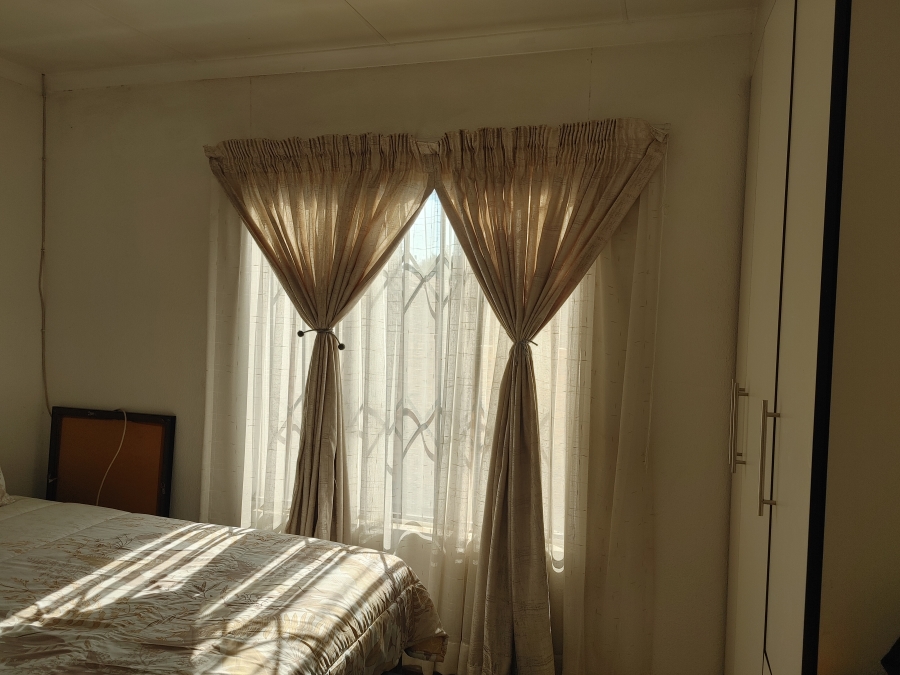 2 Bedroom Property for Sale in Cosmo City Gauteng