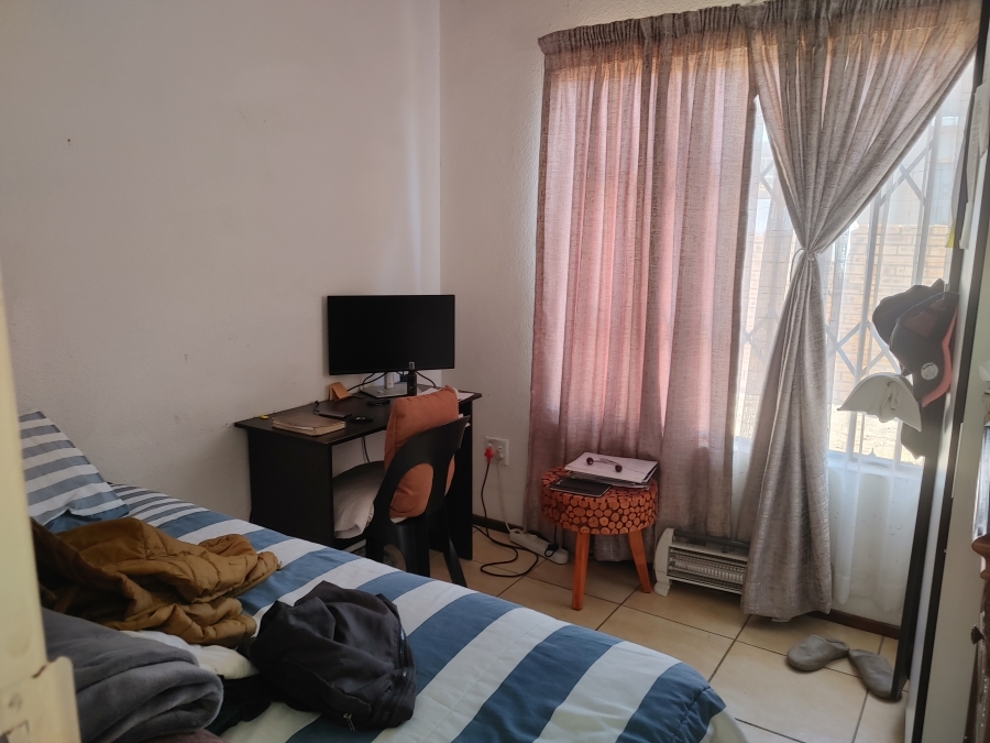 2 Bedroom Property for Sale in Cosmo City Gauteng