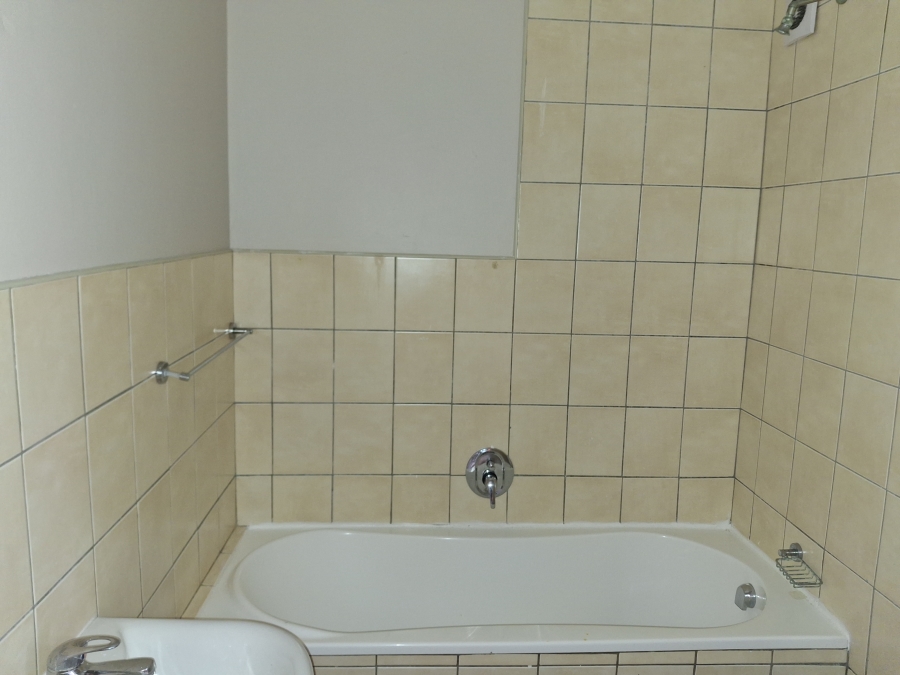 2 Bedroom Property for Sale in Pollak Park Gauteng