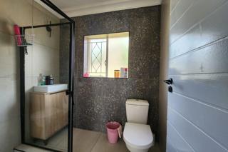 6 Bedroom Property for Sale in Glen Marais Gauteng