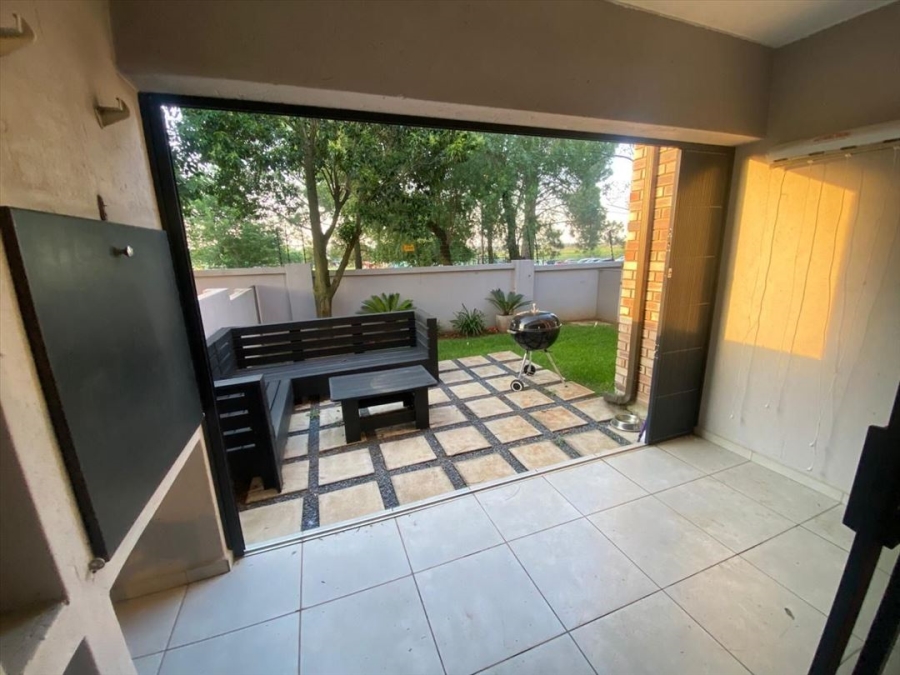 2 Bedroom Property for Sale in Rynfield Gauteng