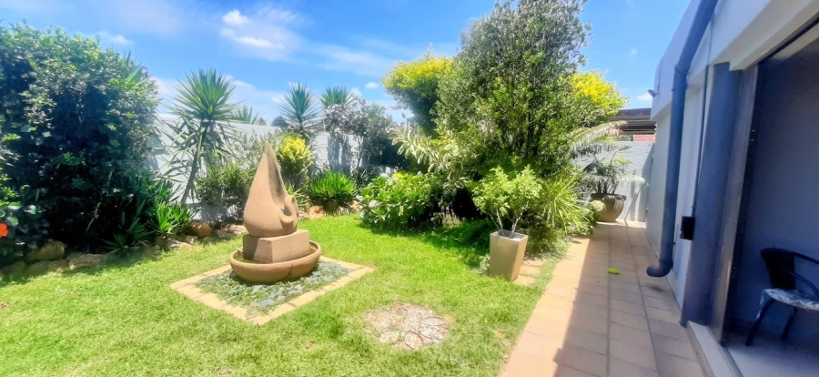 4 Bedroom Property for Sale in Birchleigh Gauteng