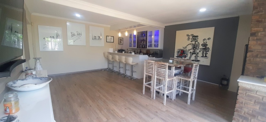 4 Bedroom Property for Sale in Birchleigh Gauteng