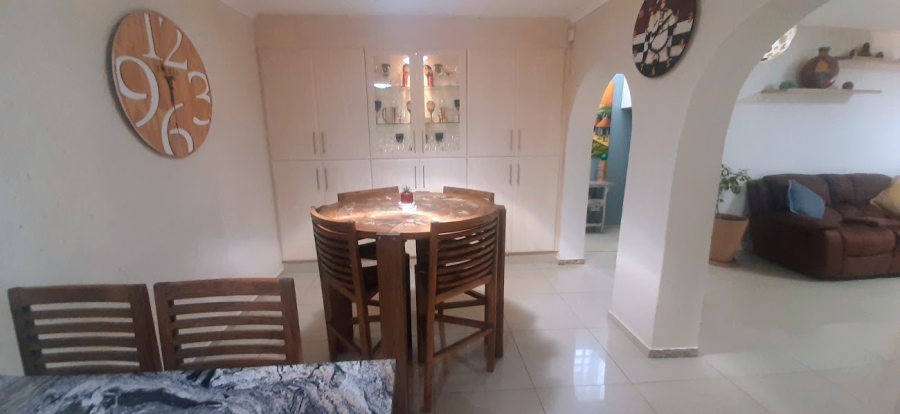 4 Bedroom Property for Sale in Birchleigh Gauteng