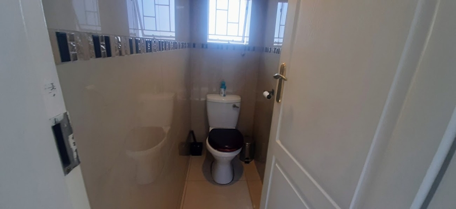 4 Bedroom Property for Sale in Birchleigh Gauteng