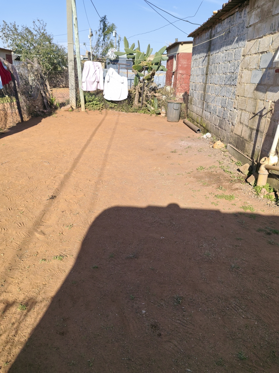 1 Bedroom Property for Sale in Duduza Gauteng