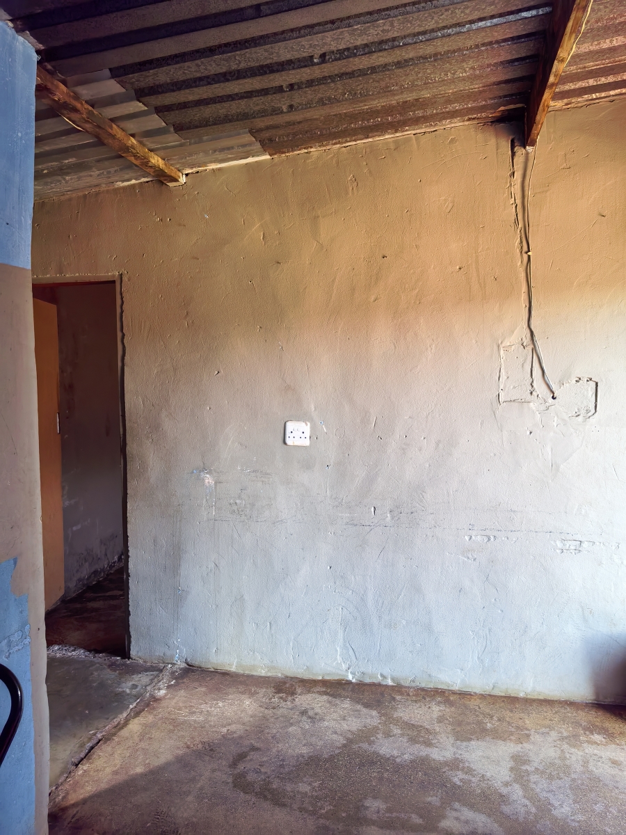 1 Bedroom Property for Sale in Duduza Gauteng