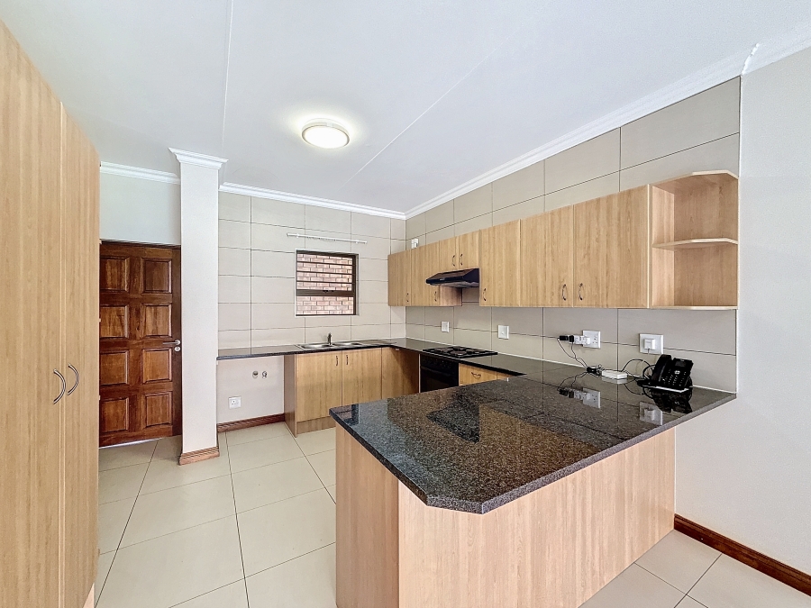To Let 2 Bedroom Property for Rent in Equestria Gauteng